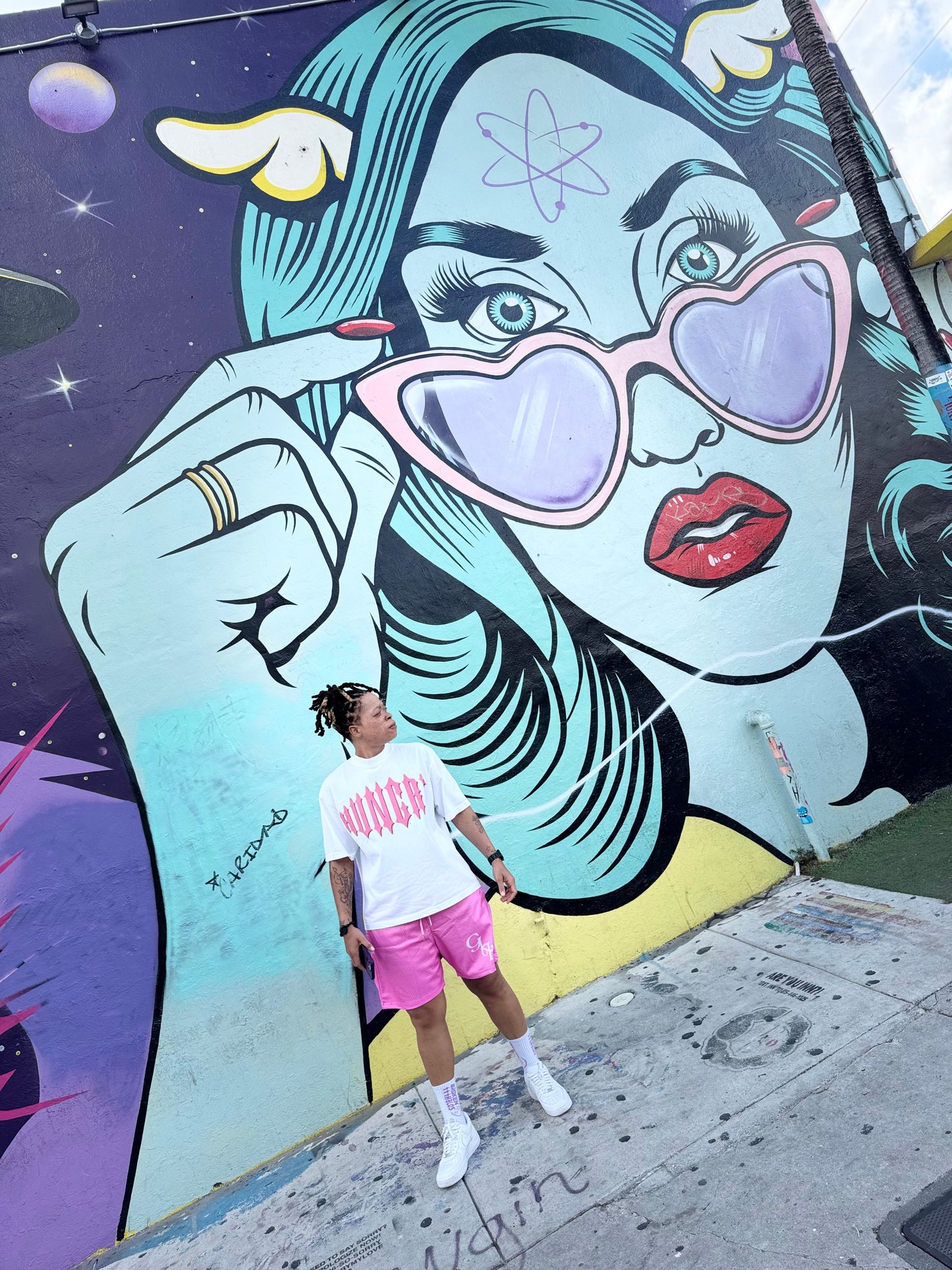 IN LOVE WE TRUST OVERSIZED BOXY FIT WHITE