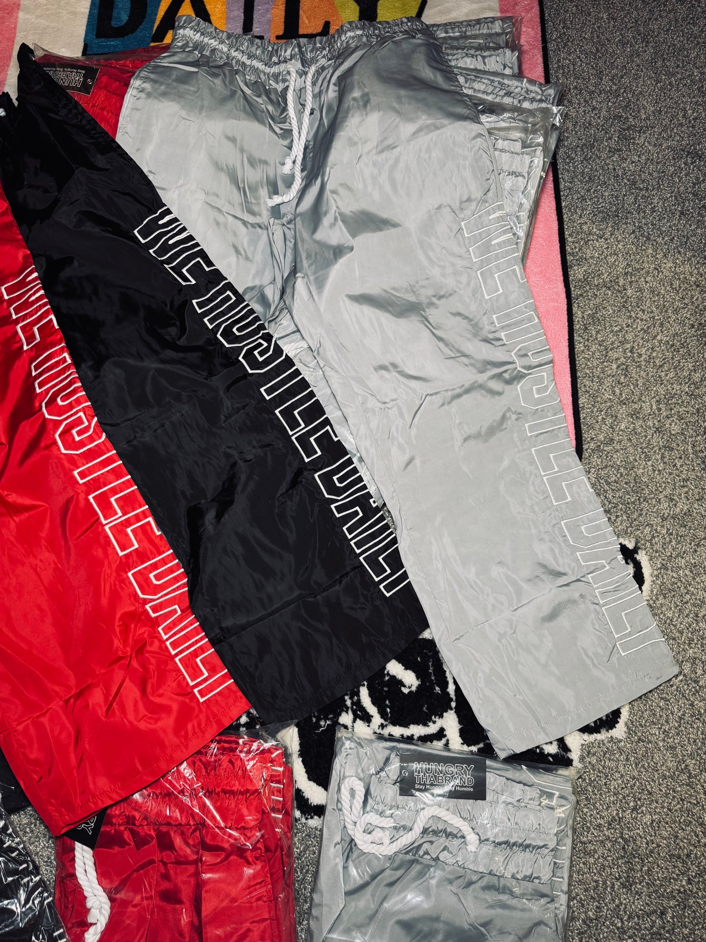 HUSTLE DAILY TRACK PANTS