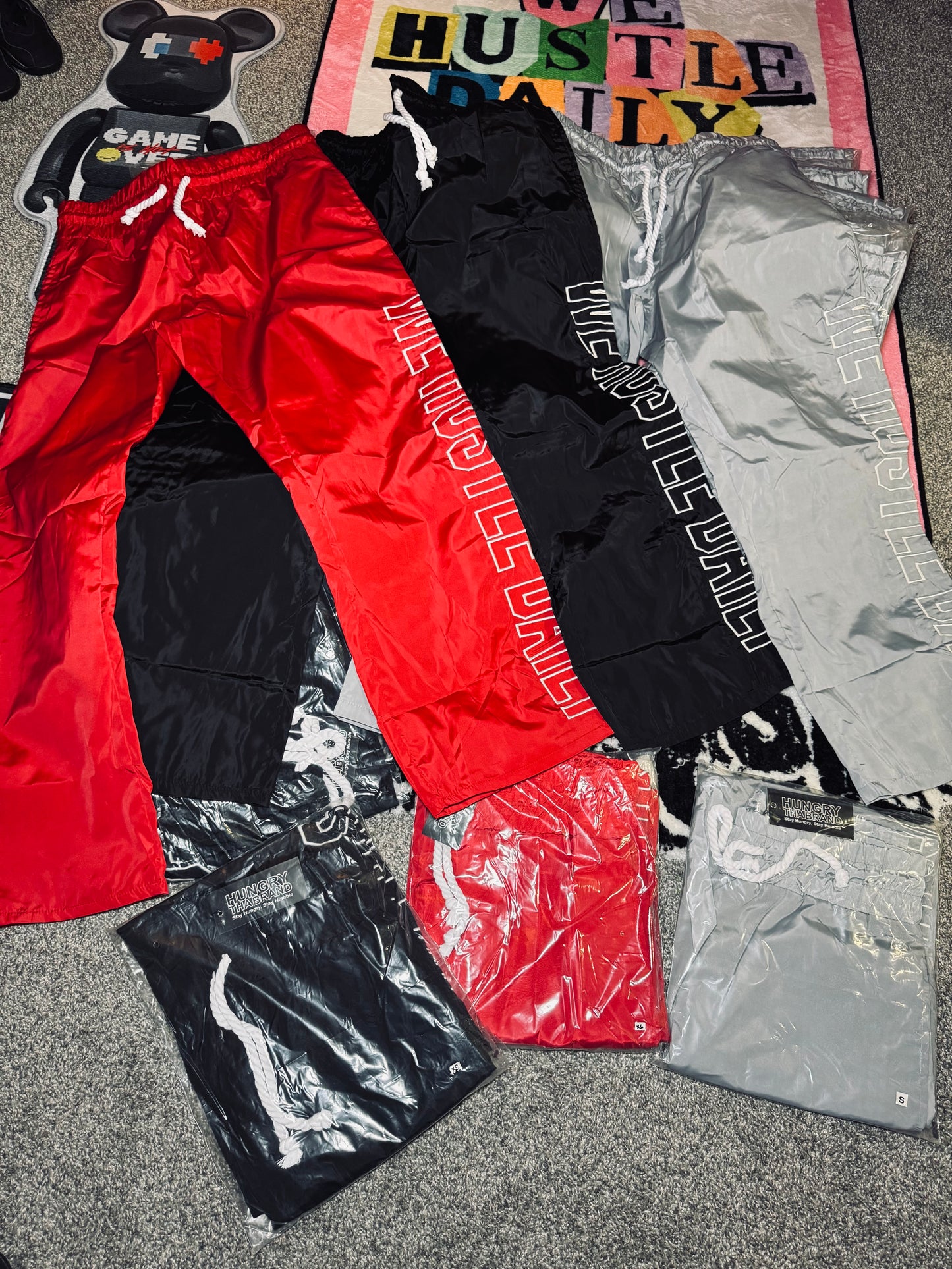 HUSTLE DAILY TRACK PANTS